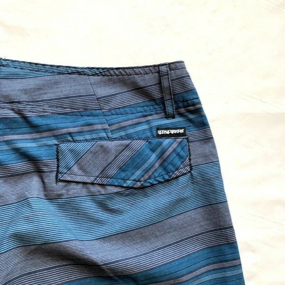 Ocean Current Board Shorts Swim Trunks Men 30 (31) Striped Stretch Surfing Beach - Picture 9 of 12